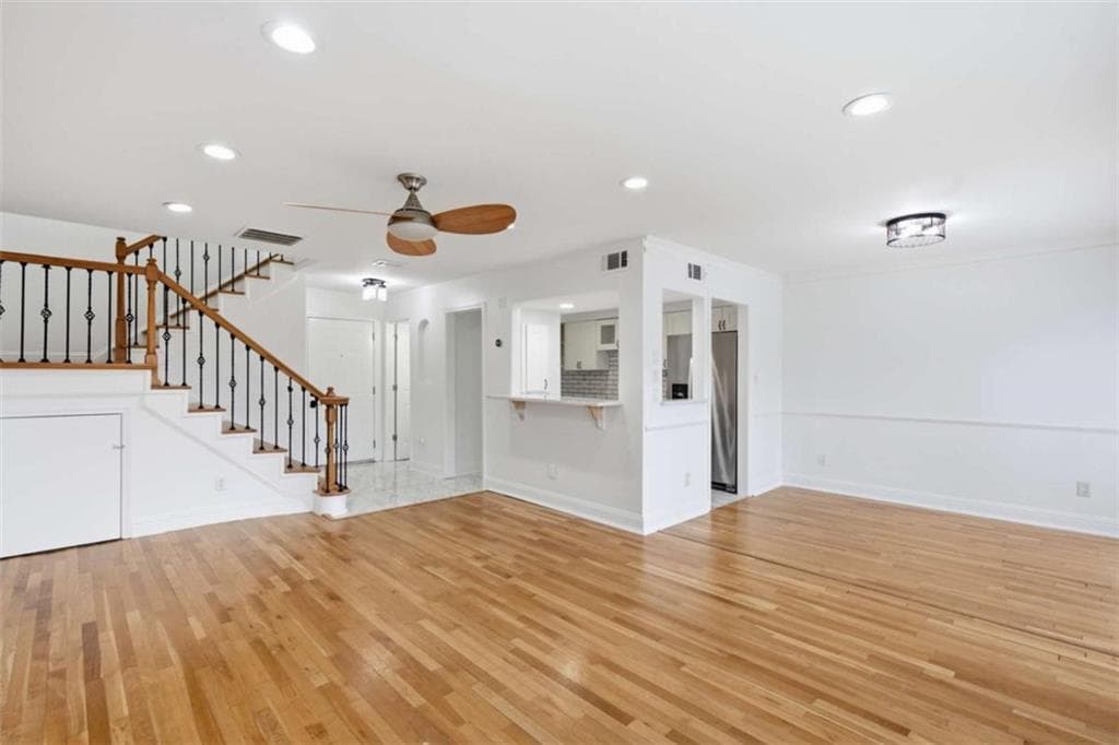2 bedroom, 2 bathroom, 1,228 sq ft townhouse for sale at 6980 Roswell Road K4, Atlanta, GA 30328 — photo 2