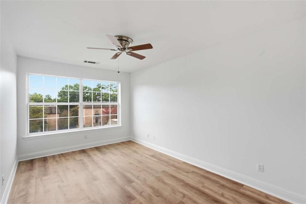 2 bedroom, 2 bathroom, 1,228 sq ft townhouse for sale at 6980 Roswell Road K4, Atlanta, GA 30328 — photo 10