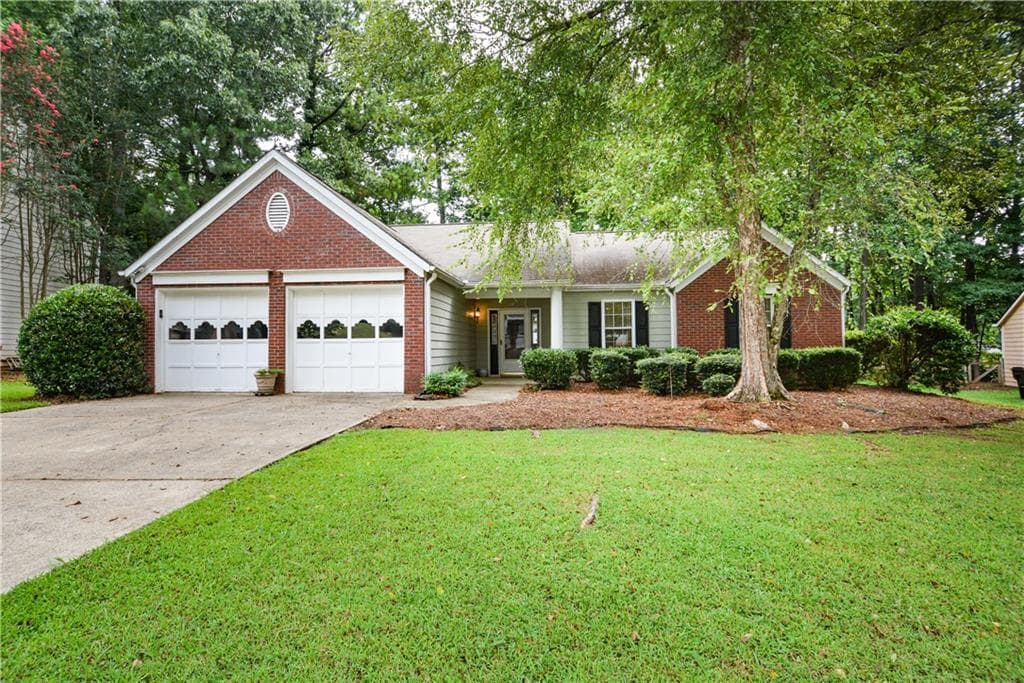 3 bedroom, 2 bathroom, 1,523 sq ft single family residence for sale at 3554 Plum Creek Trail, Kennesaw, GA 30152 — photo 2
