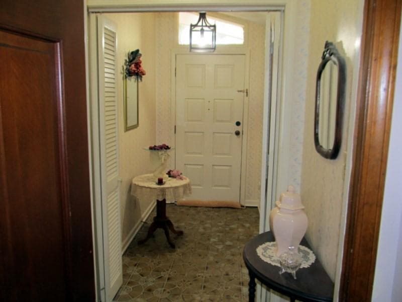 3 bedroom, 3 bathroom, 2,056 sq ft single family residence for sale at 3014 Barcelona Way, Conyers, GA 30012 — photo 5