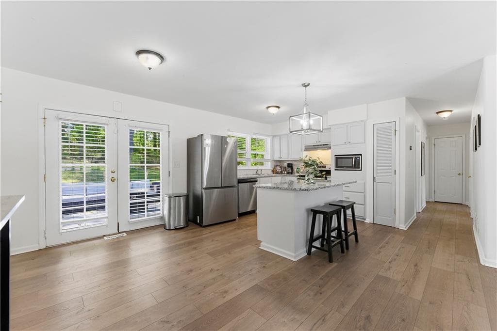 4 bedroom, 2 bathroom, 1,650 sq ft single family residence for sale at 2725 Shoreland Drive, Atlanta, GA 30331 — photo 10