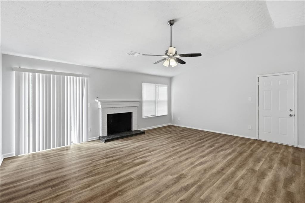3 bedroom, 2 bathroom, 1,200 sq ft single family residence for sale at 1193 Harvest Dale Court, Stone Mountain, GA 30088 — photo 6