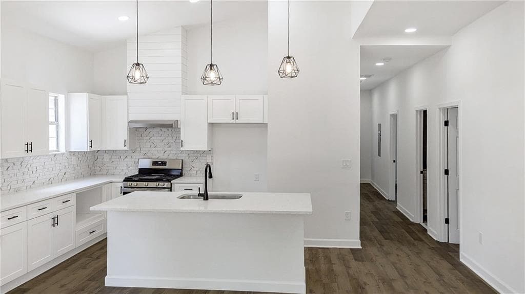4 bedroom, 3 bathroom, 1,513 sq ft single family residence for sale at 923 Smith Street, Atlanta, GA 30310 — photo 2