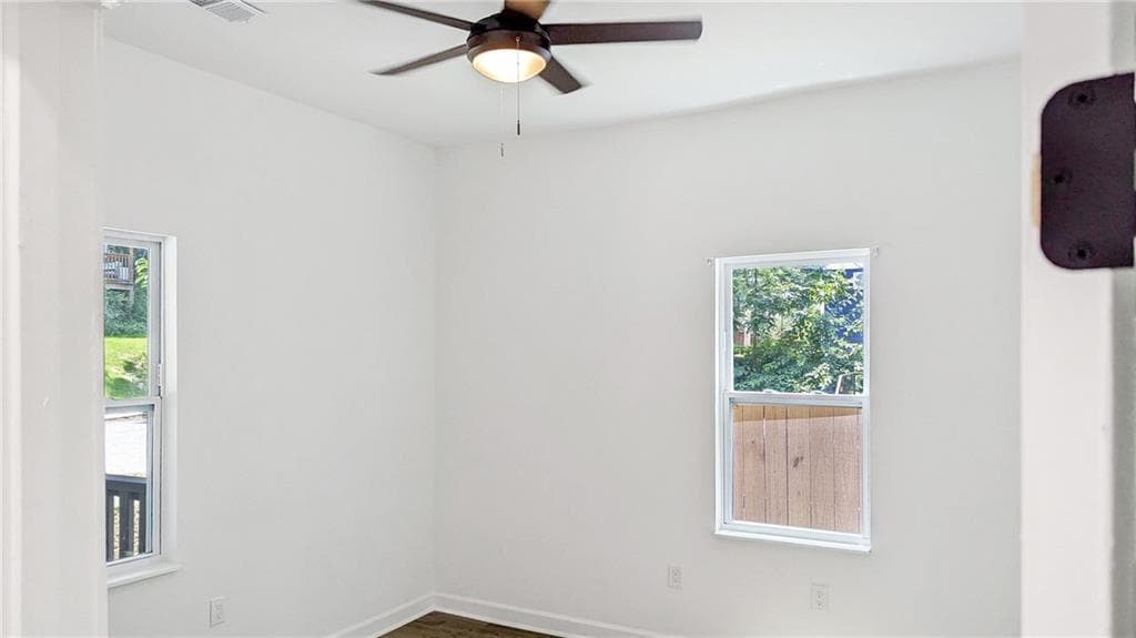 4 bedroom, 3 bathroom, 1,513 sq ft single family residence for sale at 923 Smith Street, Atlanta, GA 30310 — photo 7