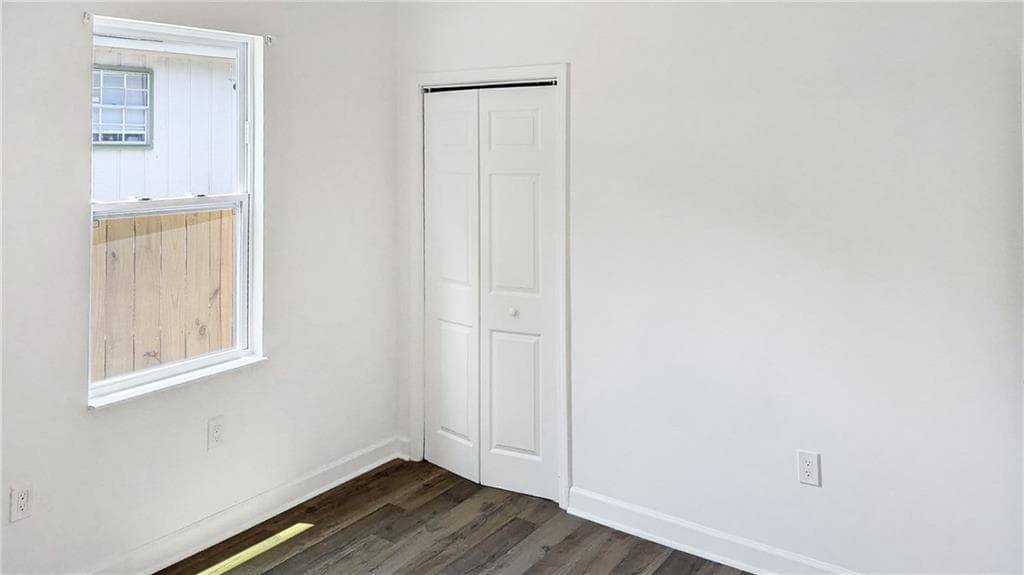 4 bedroom, 3 bathroom, 1,513 sq ft single family residence for sale at 923 Smith Street, Atlanta, GA 30310 — photo 9