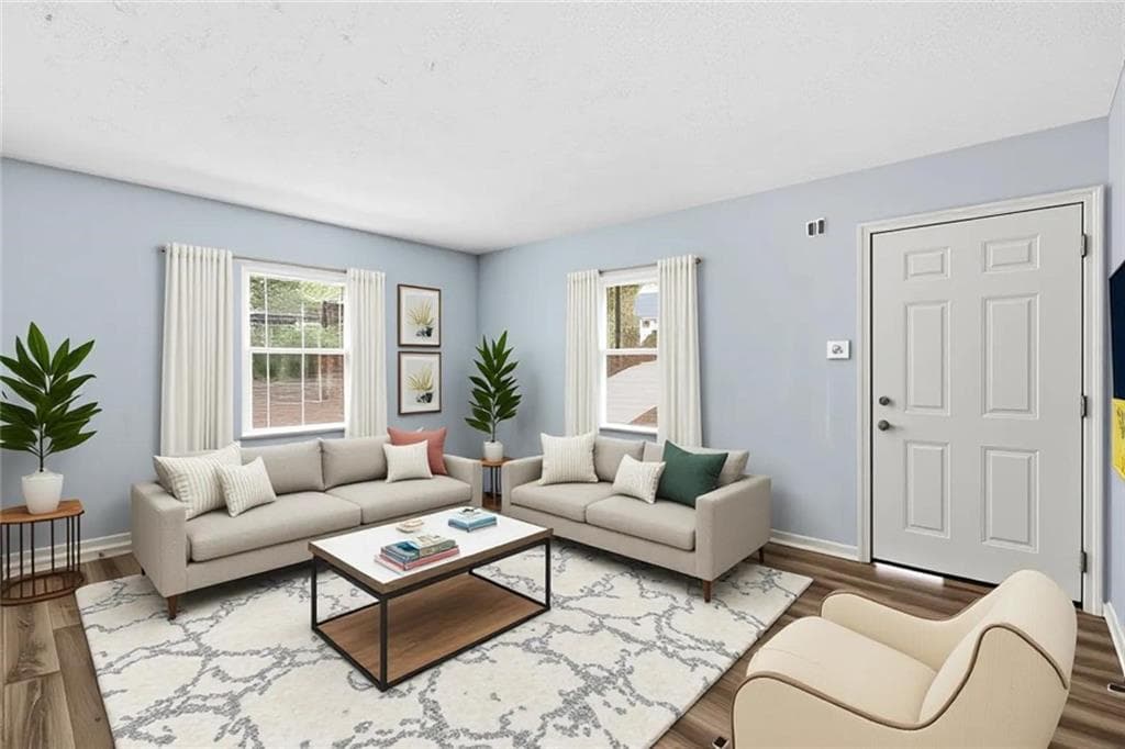 3 bedroom, 1 bathroom, 1,025 sq ft single family residence under contract at 2197 Swallow Circle, Atlanta, GA 30315 — photo 2