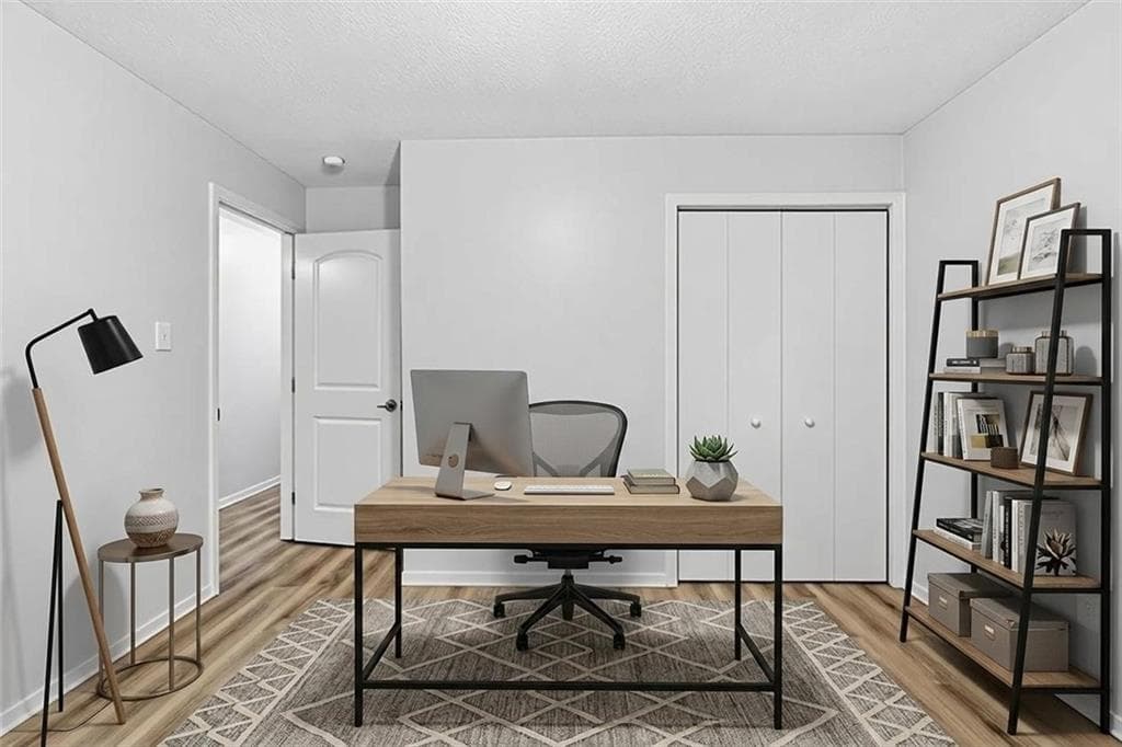 3 bedroom, 1 bathroom, 1,025 sq ft single family residence under contract at 2197 Swallow Circle, Atlanta, GA 30315 — photo 4