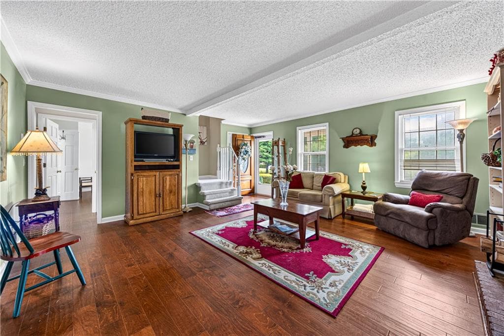 3 bedroom, 3 bathroom, 2,107 sq ft single family residence for sale at 3679 Maple Forge Lane, Gainesville, GA 30504 — photo 6