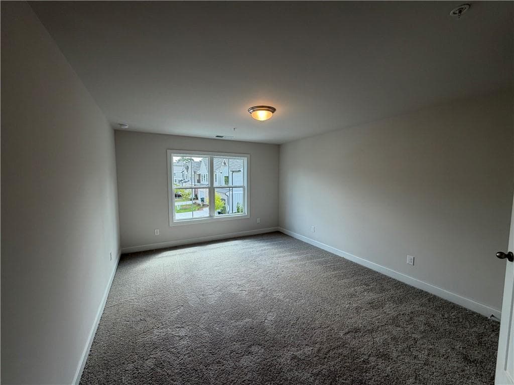 3 bedroom, 3 bathroom, 2,035 sq ft single family residence for sale at 1648 Crestcreek Court, Marietta, GA 30008 — photo 7