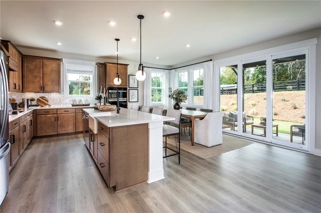 5 bedroom, 4 bathroom, 3,313 sq ft single family residence for sale at 5930 Violet Lane, Cumming, GA 30028 — photo 5