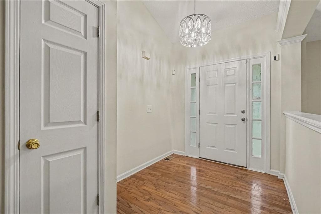 3 bedroom, 2 bathroom, 1,955 sq ft single family residence under contract at 245 London Lane, Hiram, GA 30141 — photo 4