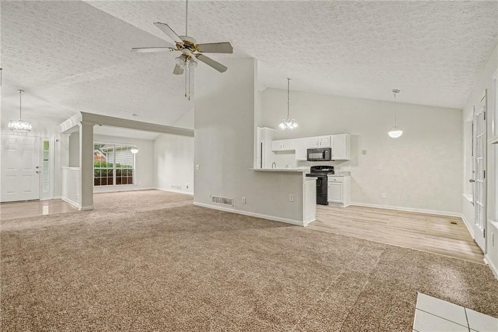 3 bedroom, 2 bathroom, 1,955 sq ft single family residence under contract at 245 London Lane, Hiram, GA 30141 — photo 10