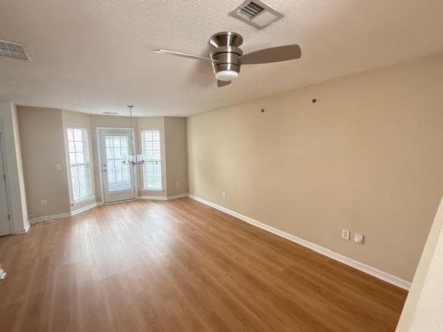 2 bedroom, 2 bathroom, 1,160 sq ft townhouse for sale at 252 Darbys Crossing Court, Hiram, GA 30141 — photo 2