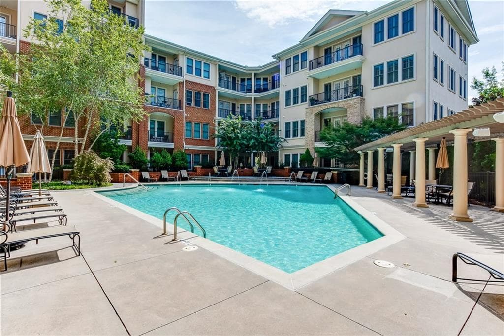 2 bedroom, 2 bathroom, 1,411 sq ft condominium for sale at 3621 Vinings Slope 1336, Atlanta, GA 30339 — photo 3