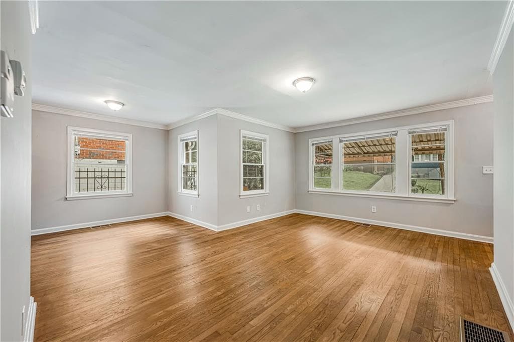 3 bedroom, 1 bathroom, 1,228 sq ft single family residence for rent at 847 Gertrude Place, Atlanta, GA 30318 for $1,900 a month — photo 2