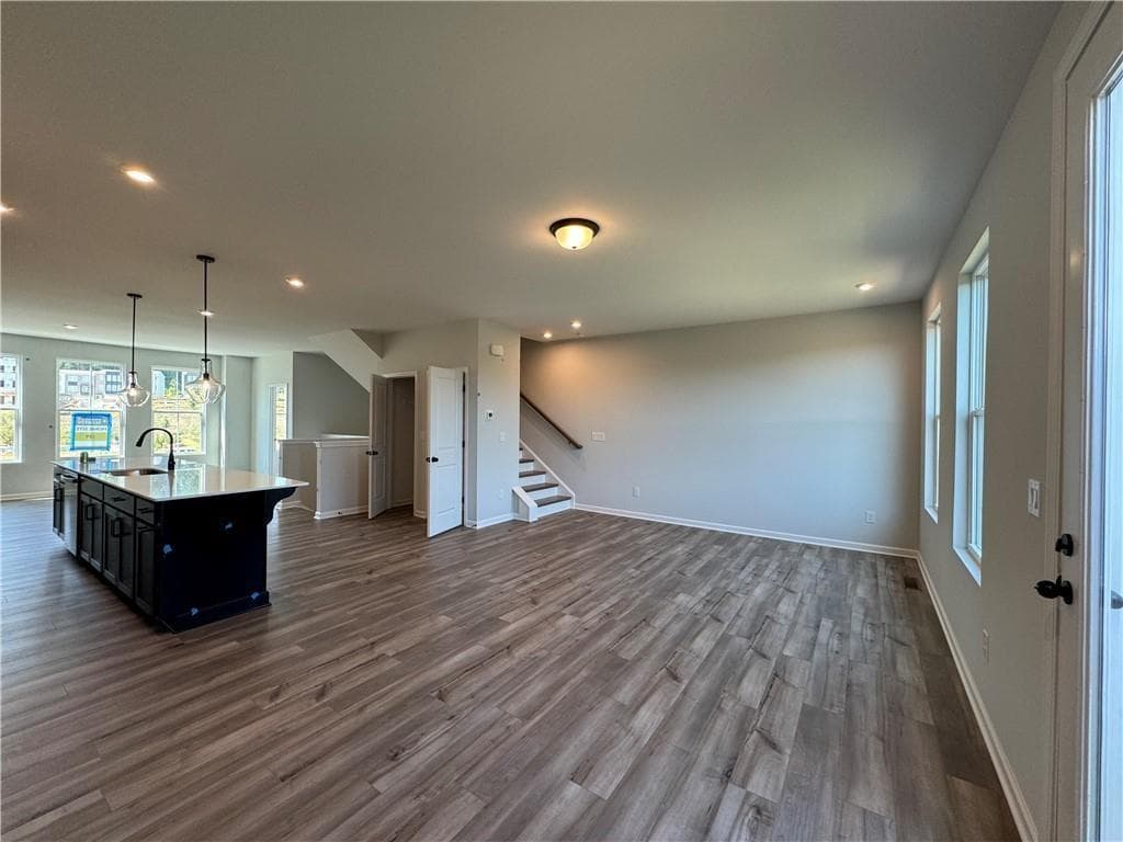 3 bedroom, 4 bathroom, 2,425 sq ft single family residence for rent at 1409 Creekside Circle, Atlanta, GA 30318 for $2,950 a month — photo 6