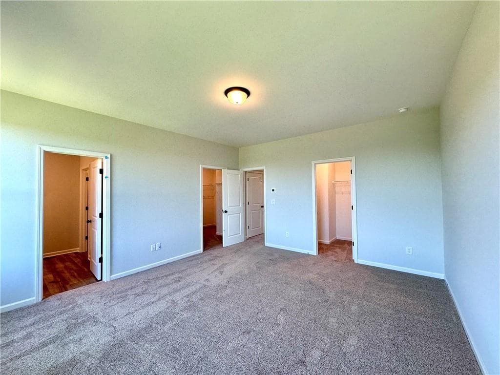 3 bedroom, 4 bathroom, 2,425 sq ft single family residence for rent at 1409 Creekside Circle, Atlanta, GA 30318 for $2,950 a month — photo 10