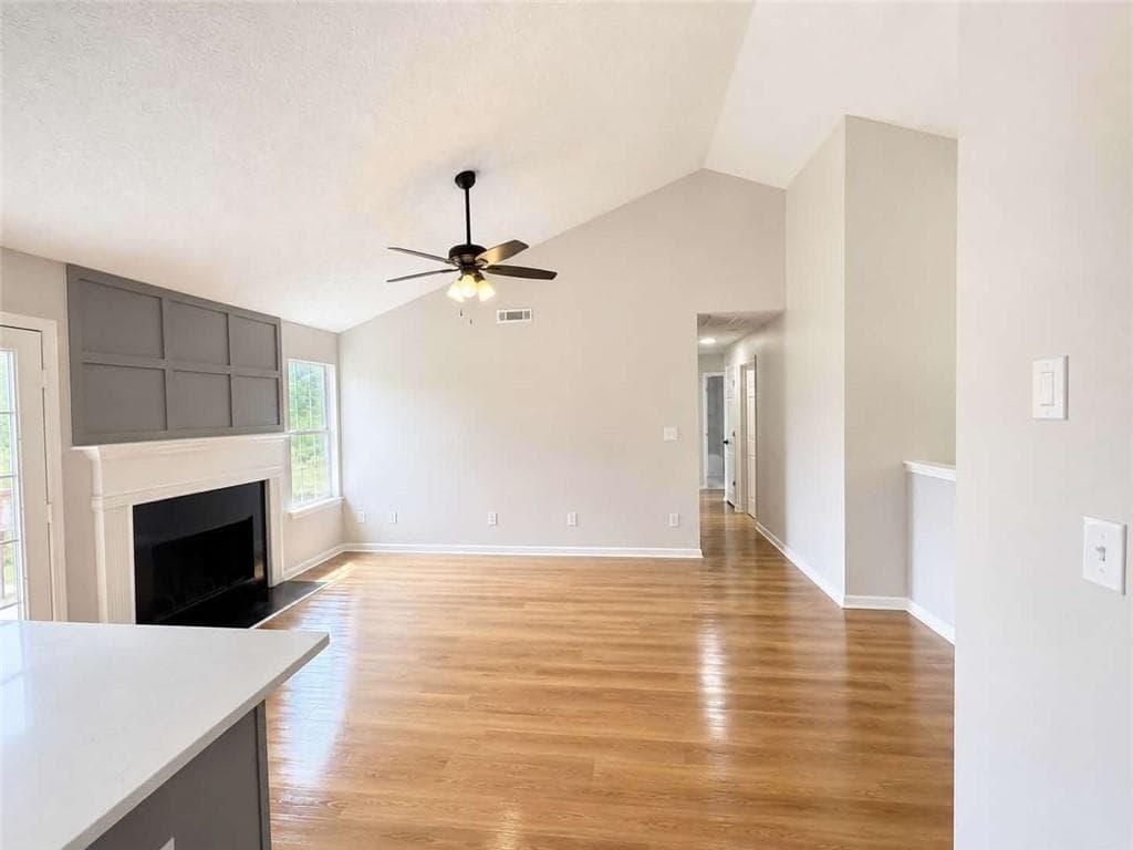 5 bedroom, 3 bathroom, 2,336 sq ft single family residence under contract at 4031 Imperial Lane, Mcdonough, GA 30253 — photo 10
