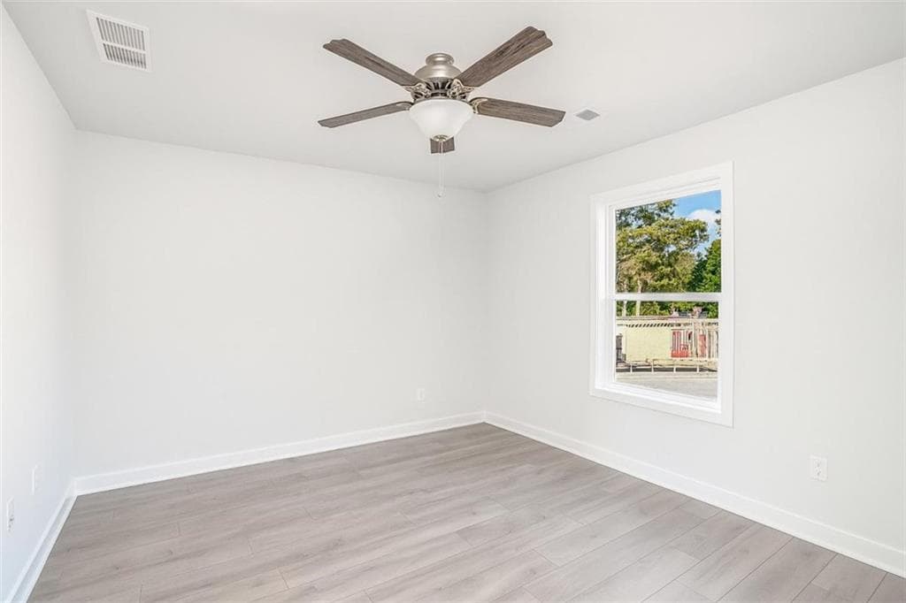 2 bedroom, 2 bathroom, 1,200 sq ft single family residence for sale at 150 Bartow Street, Fayetteville, GA 30214 — photo 8