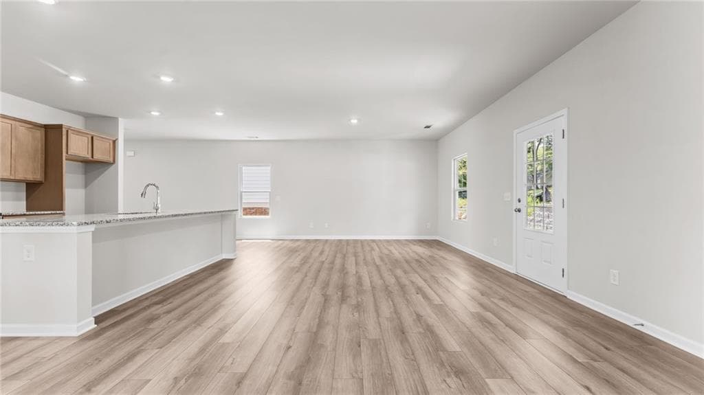 4 bedroom, 4 bathroom, 2,217 sq ft single family residence for sale at 5249 Gainesville Street, Flowery Branch, GA 30542 — photo 3