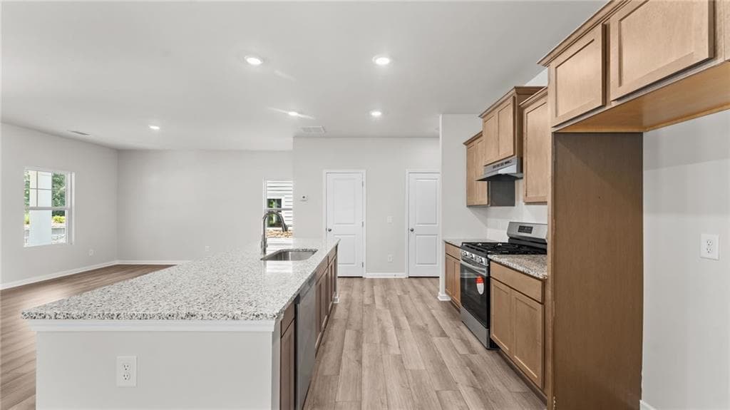 4 bedroom, 4 bathroom, 2,217 sq ft single family residence for sale at 5249 Gainesville Street, Flowery Branch, GA 30542 — photo 5