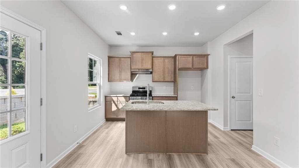 3 bedroom, 3 bathroom, 1,937 sq ft single family residence for sale at 5245 Gainesville Street, Flowery Branch, GA 30542 — photo 5