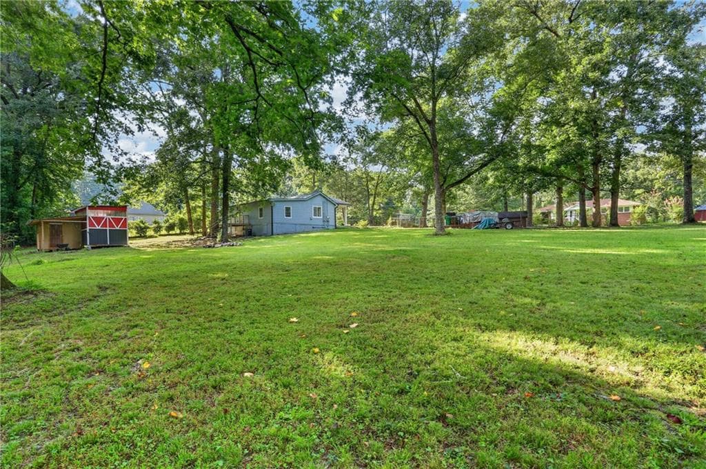 2 bedroom, 1 bathroom single family residence for sale at 1374 Shangrila Circle, Riverdale, GA 30296 — photo 8