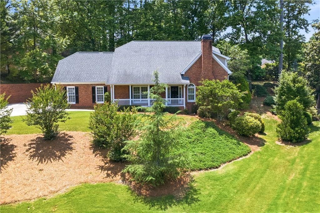 5 bedroom, 5 bathroom, 4,965 sq ft single family residence for rent at 1390 Tennis Court Place, Roswell, GA 30075 for $5,400 a month — photo 1 of 61
