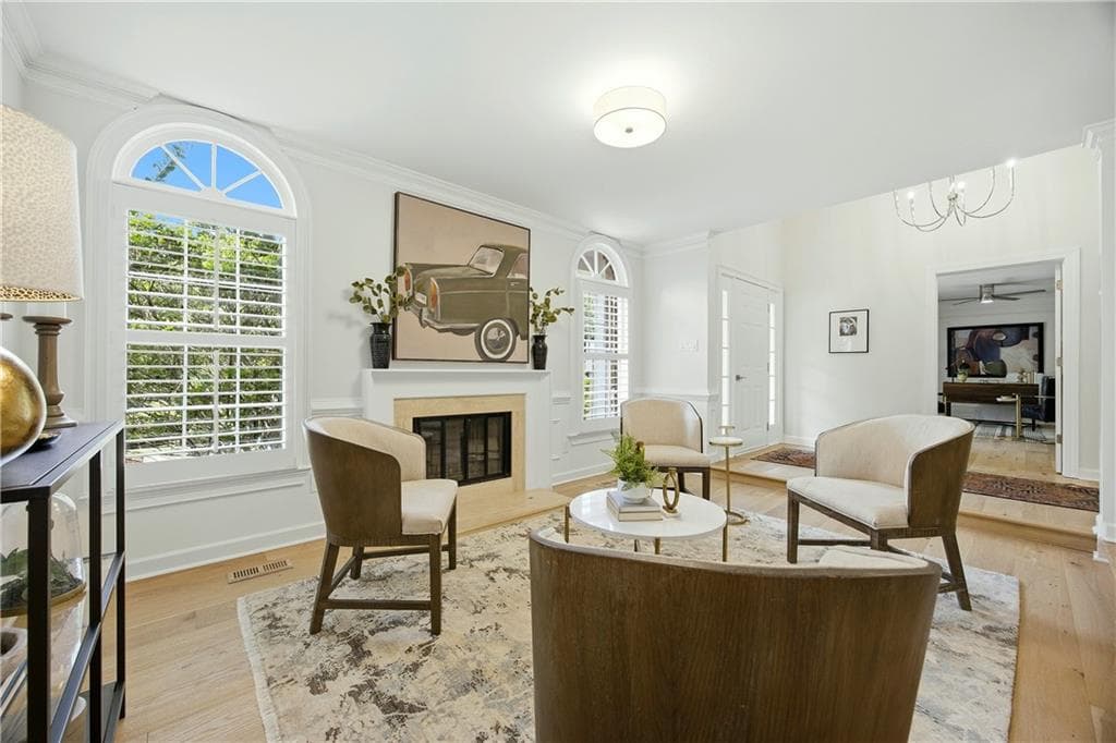 5 bedroom, 5 bathroom, 4,965 sq ft single family residence for rent at 1390 Tennis Court Place, Roswell, GA 30075 for $5,400 a month — photo 5