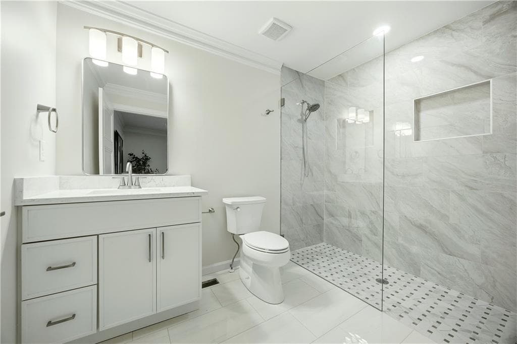 5 bedroom, 5 bathroom, 4,965 sq ft single family residence for rent at 1390 Tennis Court Place, Roswell, GA 30075 for $5,400 a month — photo 10
