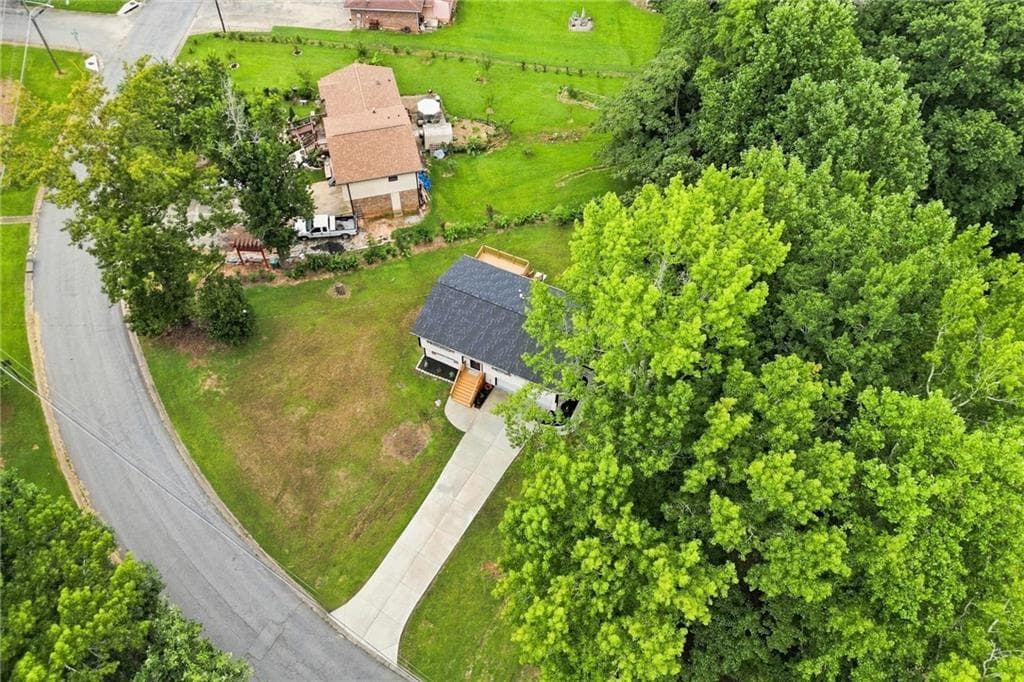 5 bedroom, 3 bathroom, 1,864 sq ft single family residence for sale at 5827 Christopher Lane, Lithonia, GA 30058 — photo 3