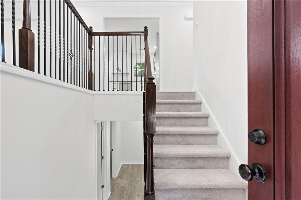 5 bedroom, 3 bathroom, 1,864 sq ft single family residence for sale at 5827 Christopher Lane, Lithonia, GA 30058 — photo 8