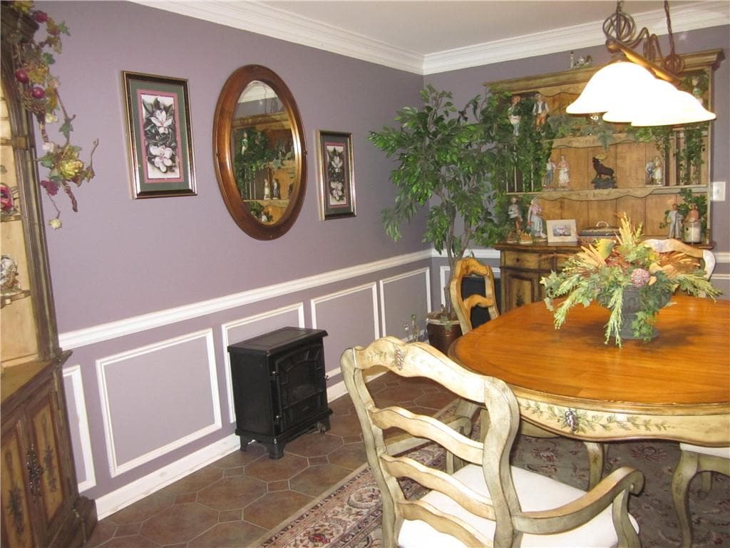 4 bedroom, 3 bathroom, 2,456 sq ft single family residence for sale at 2150 Overland Way, Powder Springs, GA 30127 — photo 4