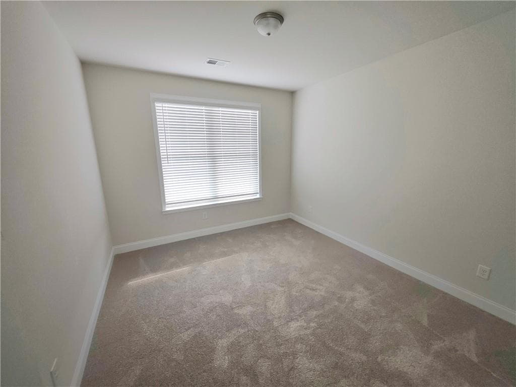 3 bedroom, 2 bathroom, 2,365 sq ft single family residence under contract at 1092 Sunny Valley Lane, Braselton, GA 30517 — photo 6