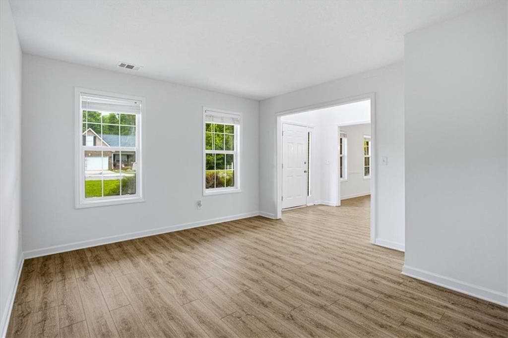 4 bedroom, 3 bathroom, 2,550 sq ft single family residence for sale at 3526 Shoal Trail Drive, Bethlehem, GA 30620 — photo 7