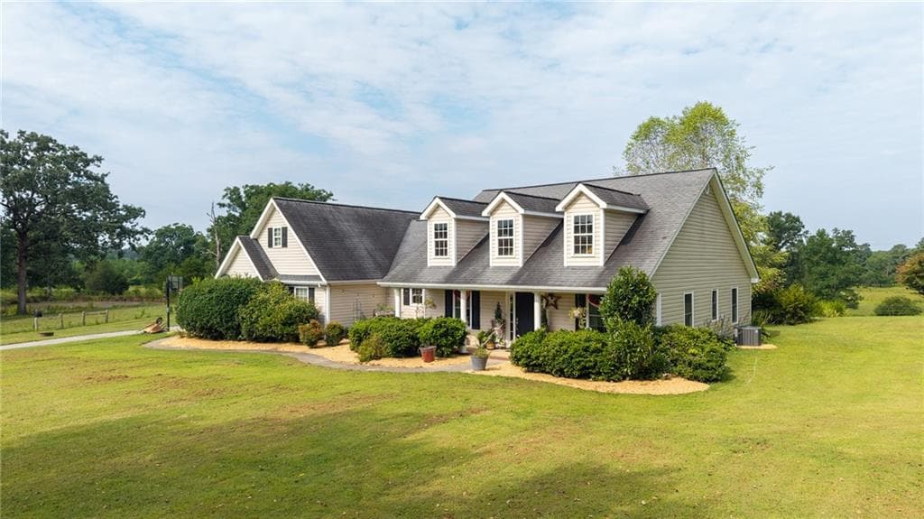 3 bedroom, 3 bathroom, 1,929 sq ft single family residence for sale at 1927 Tennga Gregory Road, Crandall, GA 30711