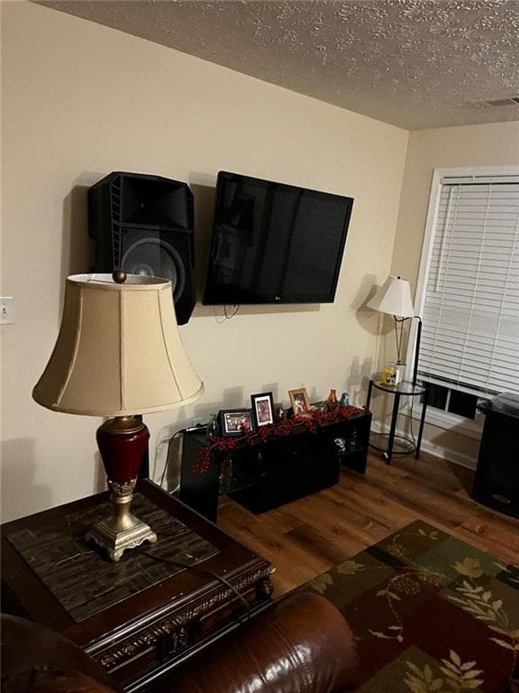 5 bedroom, 3 bathroom, 3,000 sq ft single family residence for sale at 895 Paper Creek Drive, Lawrenceville, GA 30046 — photo 5