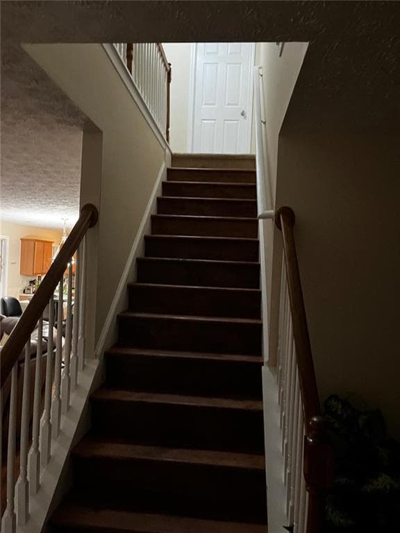 5 bedroom, 3 bathroom, 3,000 sq ft single family residence for sale at 895 Paper Creek Drive, Lawrenceville, GA 30046 — photo 6
