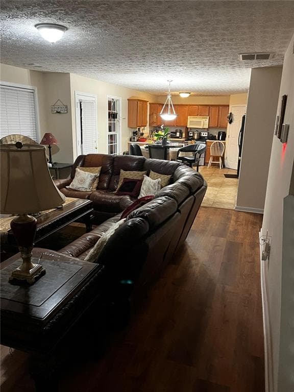5 bedroom, 3 bathroom, 3,000 sq ft single family residence for sale at 895 Paper Creek Drive, Lawrenceville, GA 30046 — photo 9