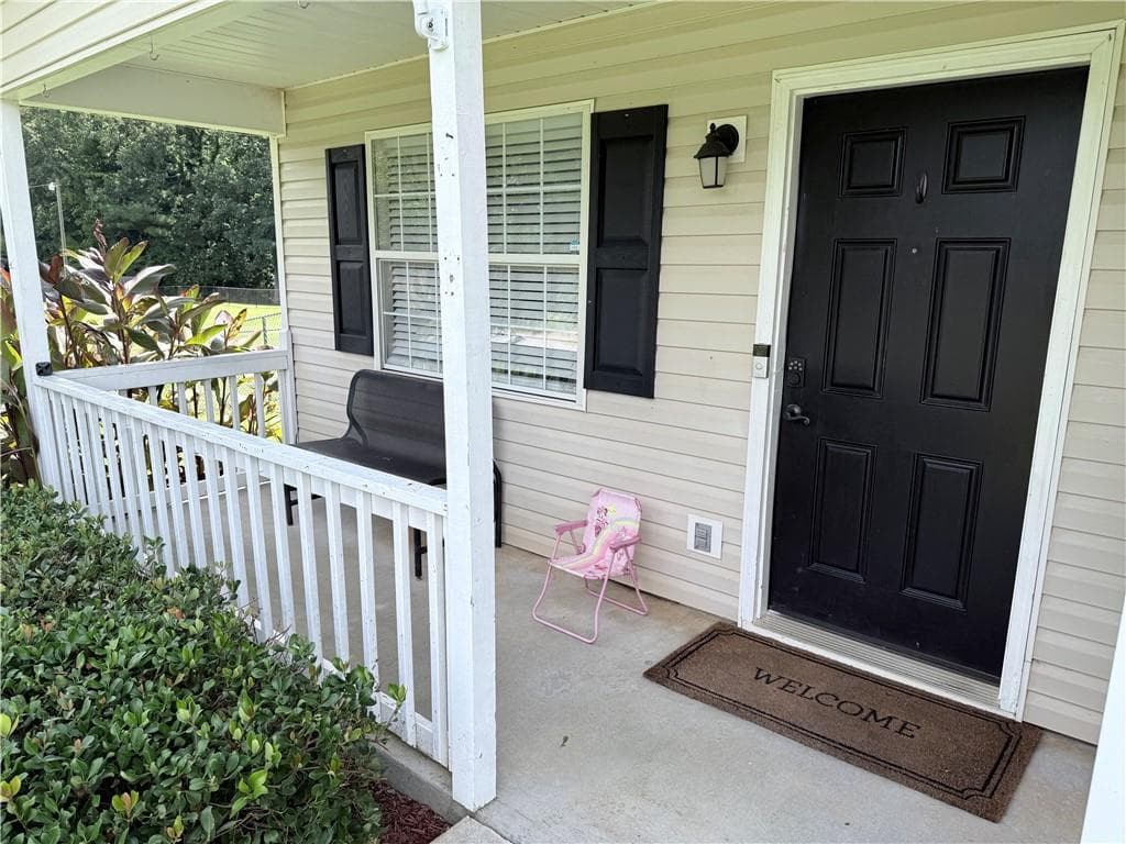 3 bedroom, 2 bathroom, 1,480 sq ft single family residence for sale at 120 Pleasant Hills Drive, Covington, GA 30016 — photo 5