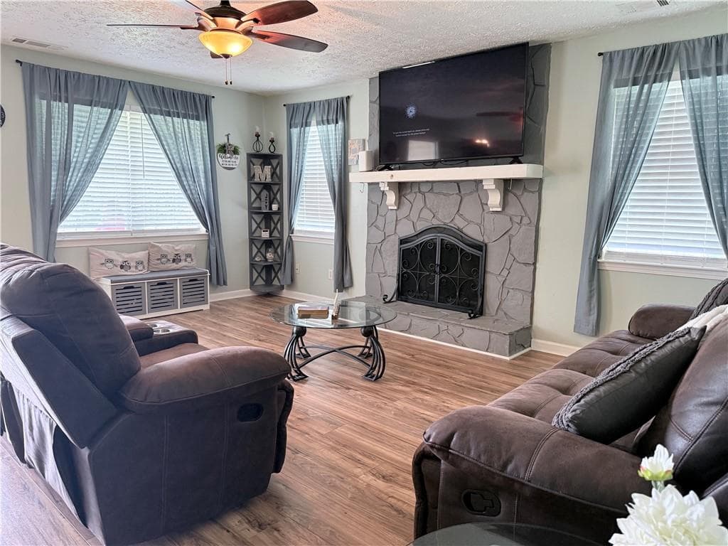 3 bedroom, 2 bathroom, 1,480 sq ft single family residence for sale at 120 Pleasant Hills Drive, Covington, GA 30016 — photo 10