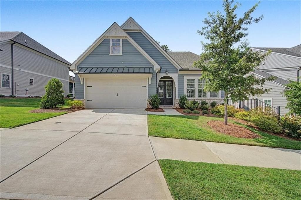 2 bedroom, 3 bathroom, 2,940 sq ft single family residence under contract at 1259 Lakeside Overlook, Canton, GA 30114 — photo 3