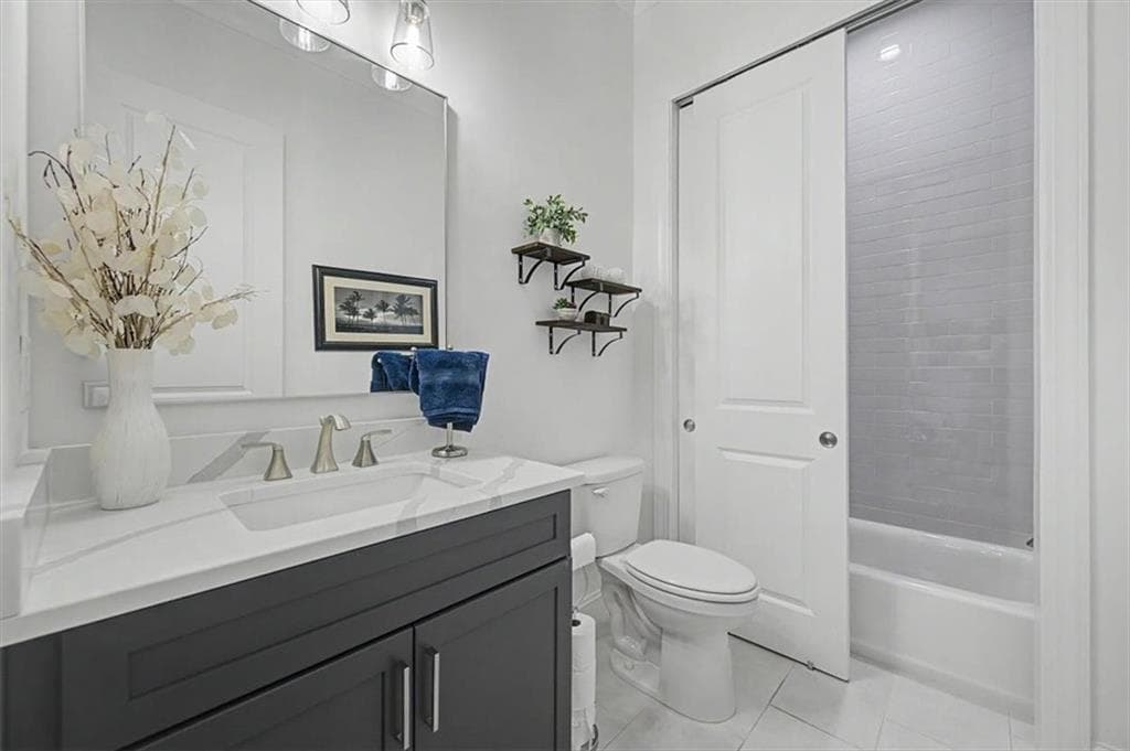 2 bedroom, 3 bathroom, 2,940 sq ft single family residence under contract at 1259 Lakeside Overlook, Canton, GA 30114 — photo 8