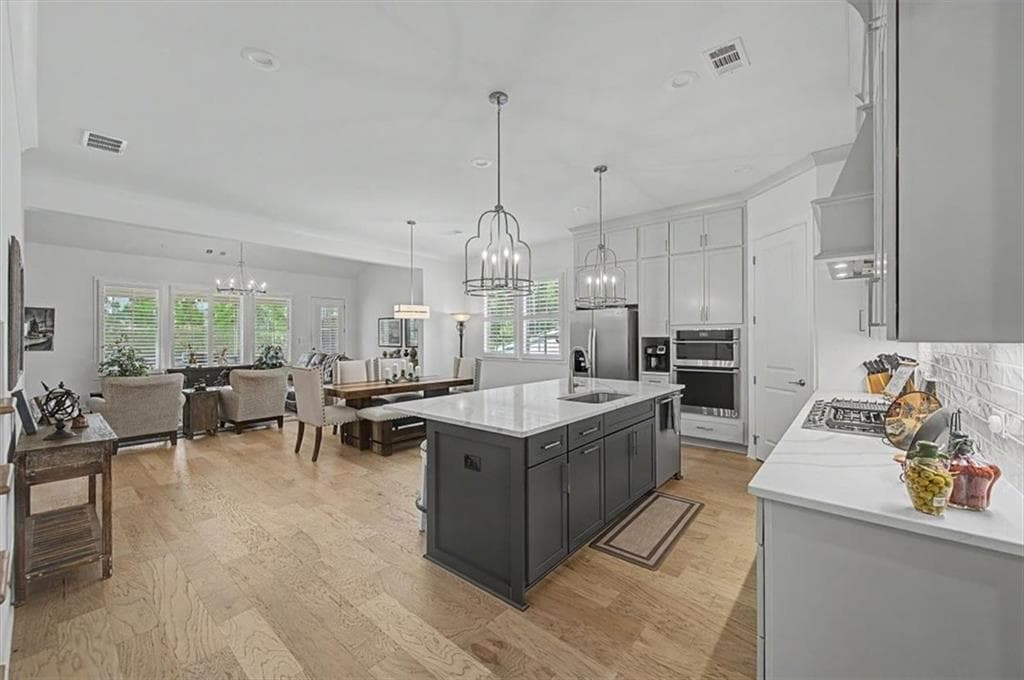 2 bedroom, 3 bathroom, 2,940 sq ft single family residence under contract at 1259 Lakeside Overlook, Canton, GA 30114 — photo 9