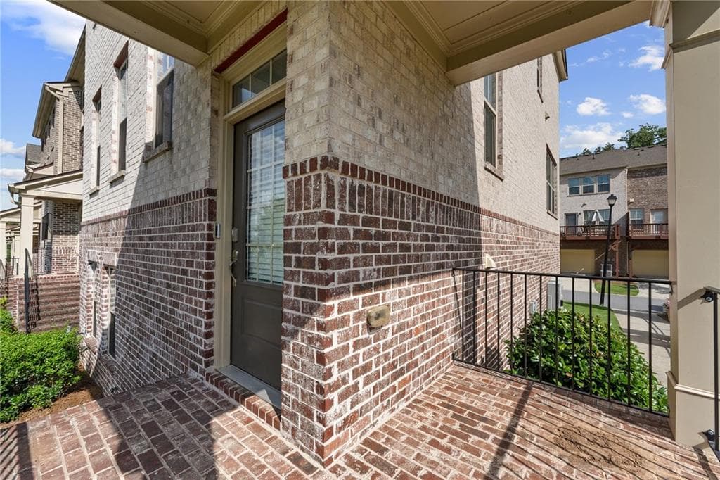 4 bedroom, 4 bathroom, 2,256 sq ft townhouse for rent at 331 Northaven Avenue, Suwanee, GA 30024 for $2,800 a month — photo 5