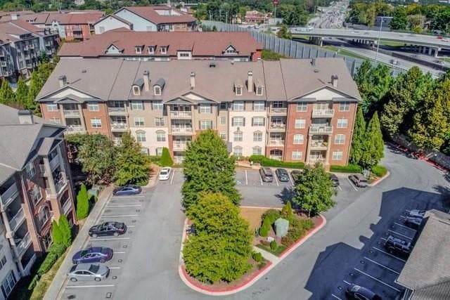 2 bedroom, 2 bathroom, 1,175 sq ft condominium for sale at 4805 W Village Way 2408, Smyrna, GA 30080 — photo 2