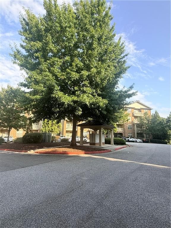 2 bedroom, 2 bathroom, 1,175 sq ft condominium for sale at 4805 W Village Way 2408, Smyrna, GA 30080 — photo 4