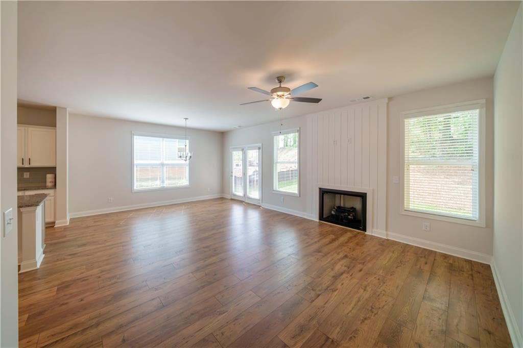 3 bedroom, 3 bathroom, 1,843 sq ft townhouse for rent at 5120 Hillington Way, Sugar Hill, GA 30518 for $2,400 a month — photo 6
