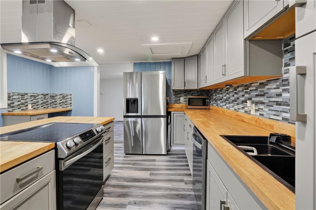 2 bedroom, 1 bathroom, 1,204 sq ft single family residence for sale at 1374 Shangrila Circle, Riverdale, GA 30296 — photo 9