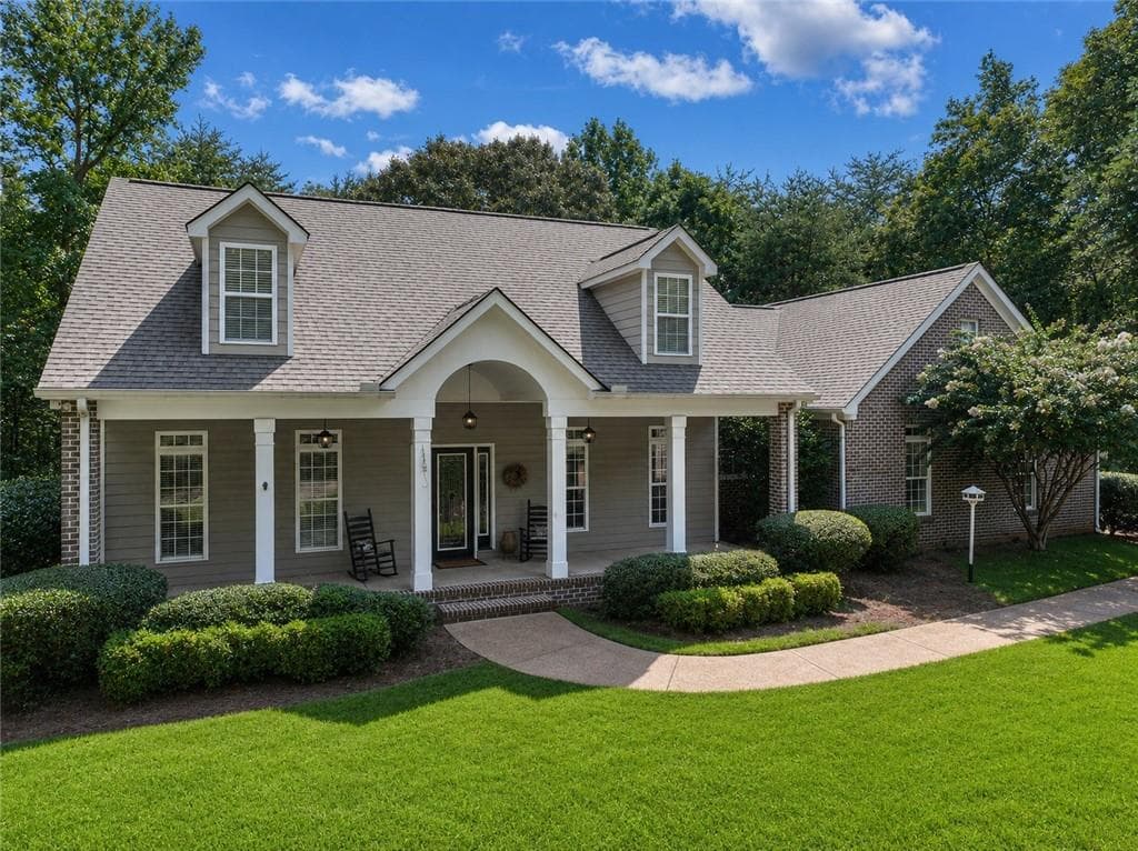3 bedroom, 4 bathroom, 2,924 sq ft single family residence for sale at 267 Sharp Mountain Parkway, Jasper, GA 30143 — photo 1 of 84